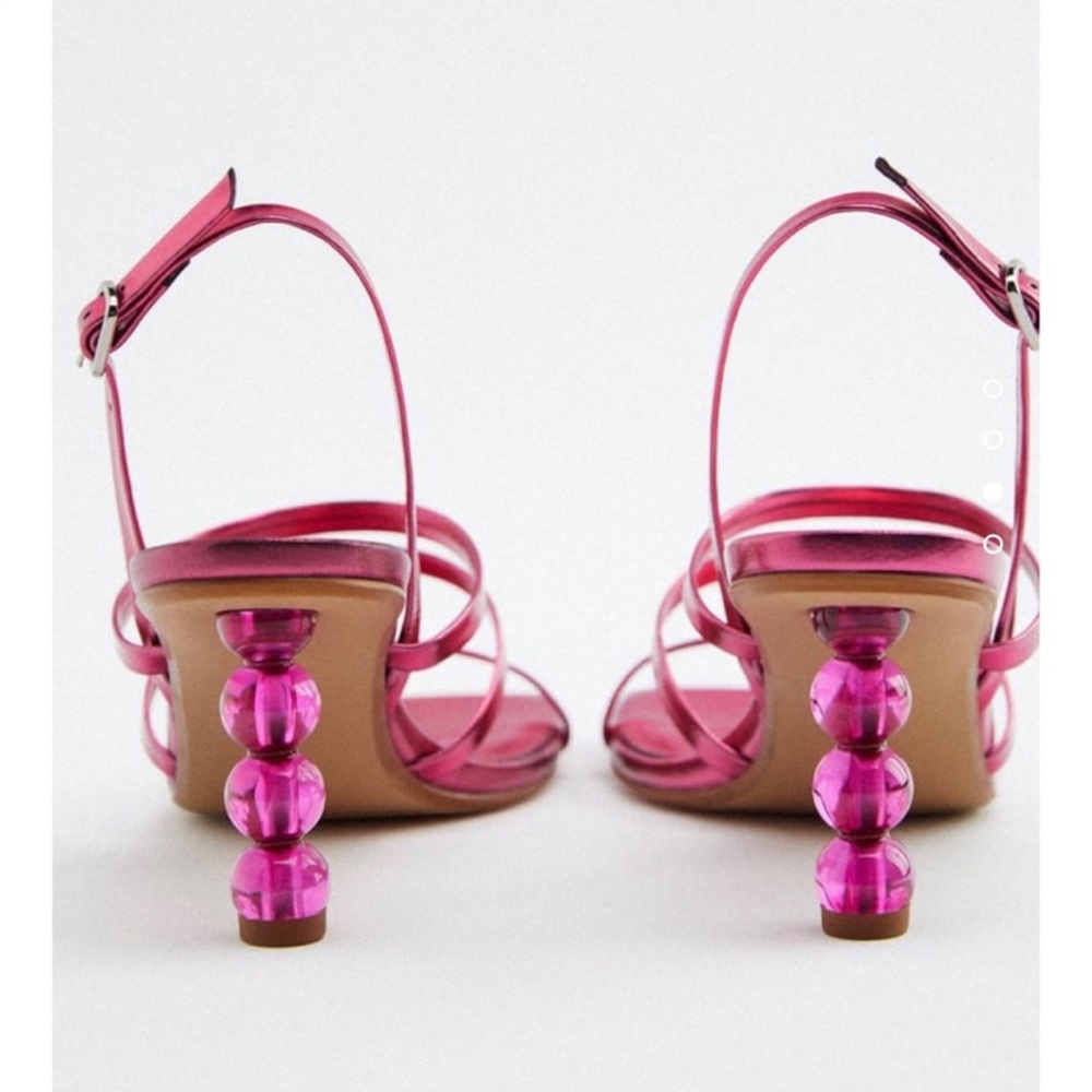 ZARA ~ ROUND HEELED SANDALS - Picture 3 of 10